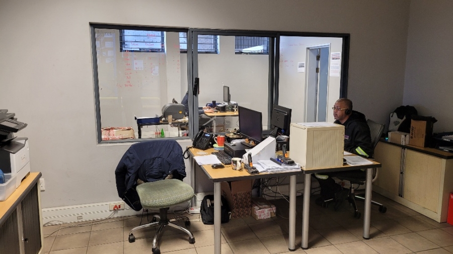 To Let Commercial Property for Rent in Epping Industrial Western Cape